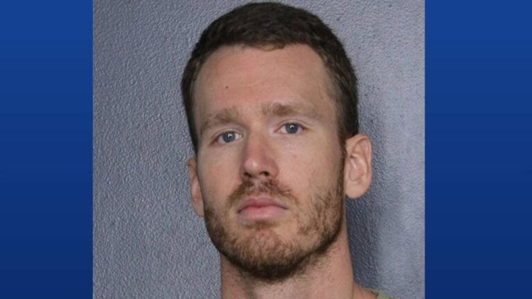 Policial Brian Louis Sguros - Reprodução/Broward Sheriff's Office