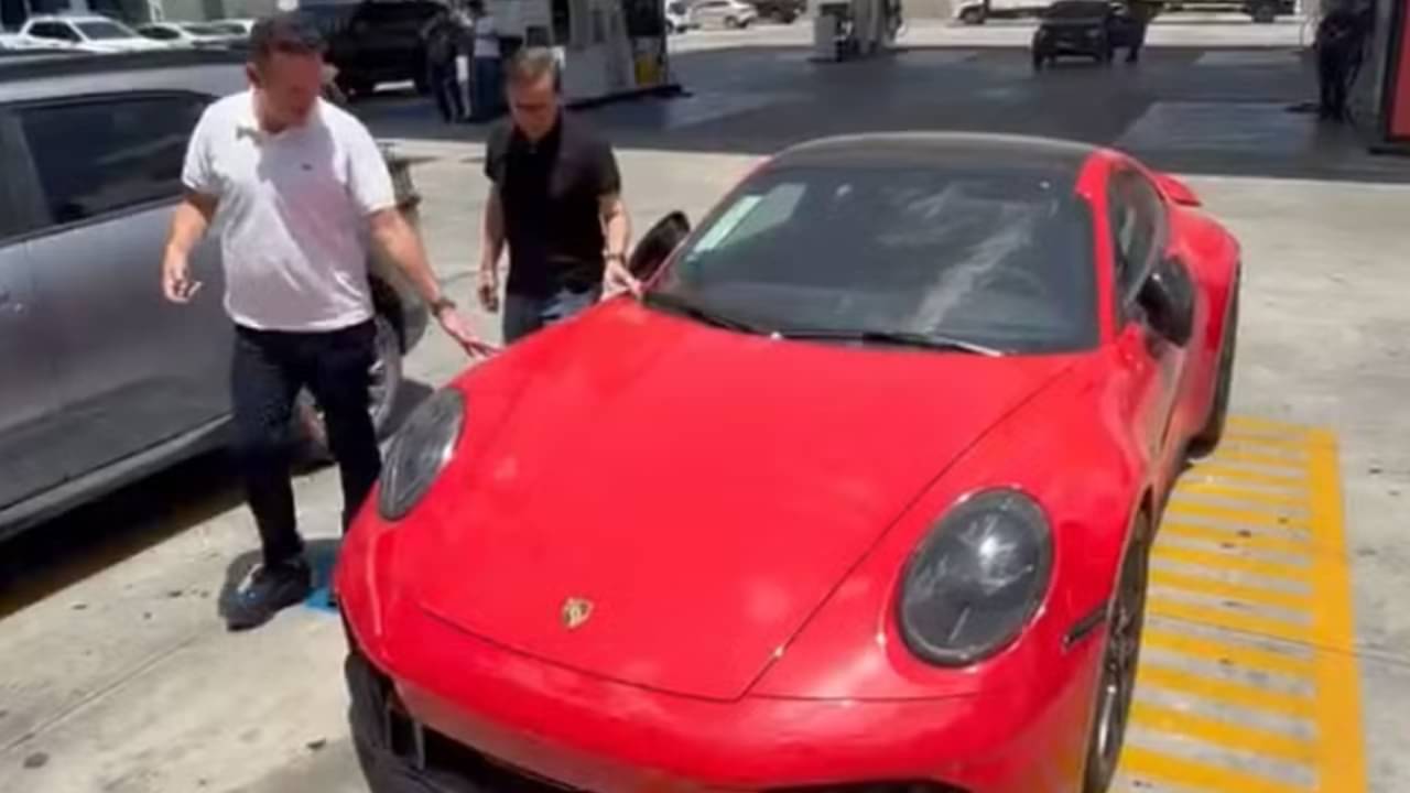 Porsche GTS 2026 entregue Toinho Cintra em aposta eleitoral na vitória de Lula - Reprodução