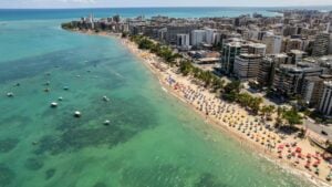 Praia de Maceió - AT Global/shutterstock.com