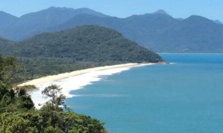 Praia do Puruba, em Ubatuba - Prefeitura de Ubatuba