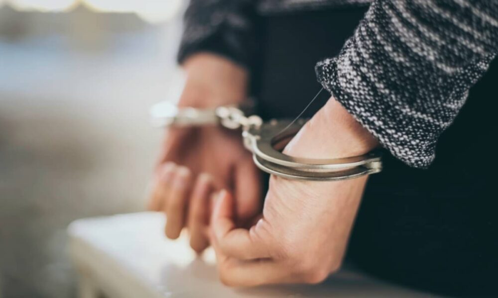 Casal foragido por duplo homicídio em Alagoas é preso em Paraty