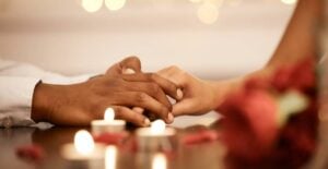 Relacionamento Namoro Casamento - PeopleImages/istockphoto.com