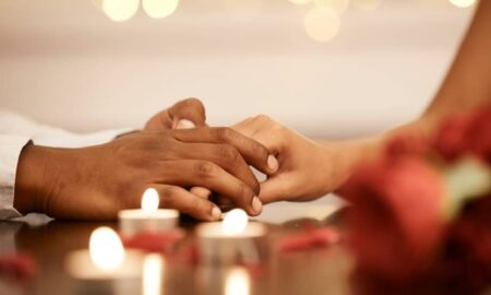 Relacionamento Namoro Casamento - PeopleImages/istockphoto.com