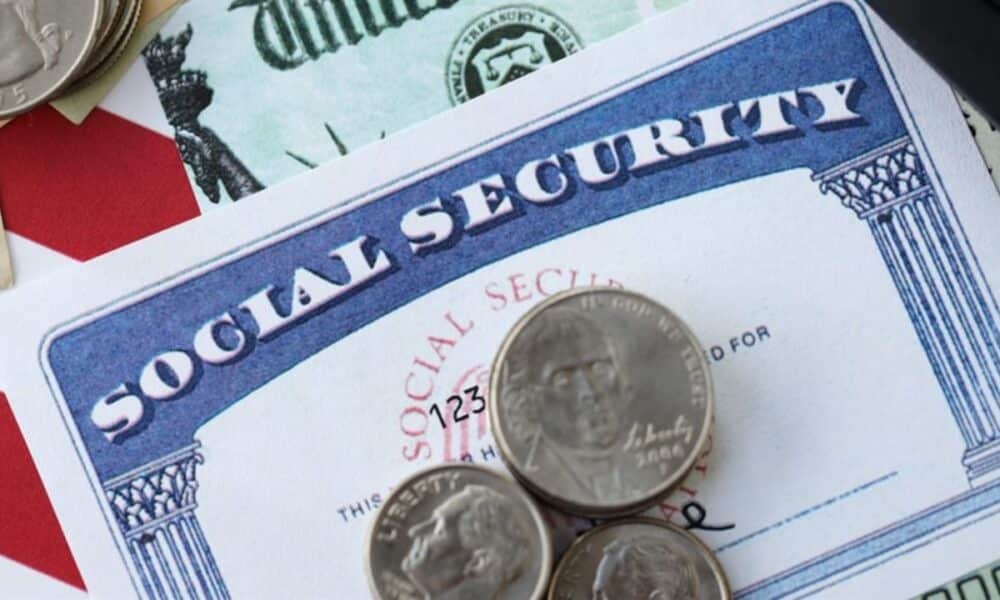 Seguridade Social dos EUA sobe teto de renda a US$ 25.560 em 2027