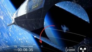 suposto 'OVNI' em transmissão ao vivo no lançamento do foguete Starship, da SpaceX - X/Twitter