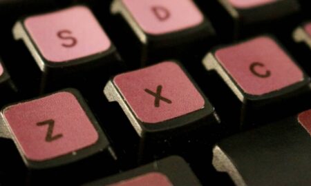 Teclado - hanifahh - shutterstock.com