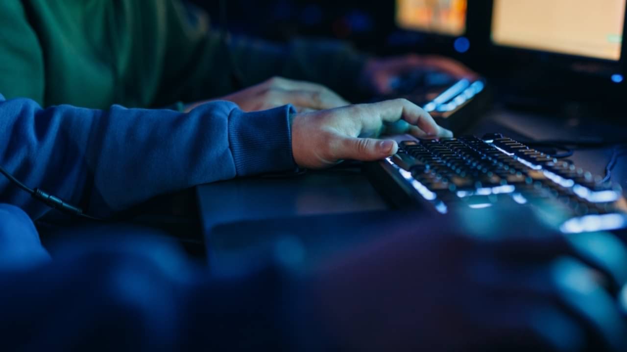 PHP recebe atualização de emergência após IA descobrir falhas críticas que tiraram sites de governos do ar