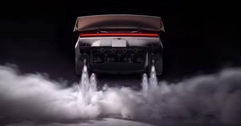 Tesla Roadster - Reprodução