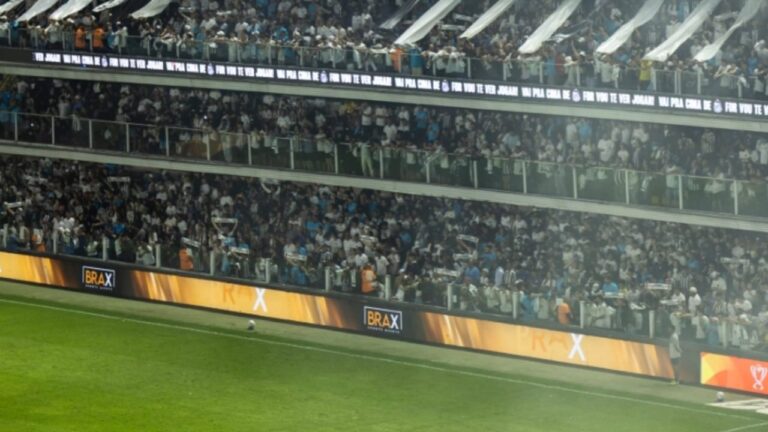 Torcida do Santos na Vila Belmiro - X/Twitter