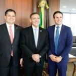 Davi Alcolumbre (E), Kássio Nunes e Hugo Motta no TSE
