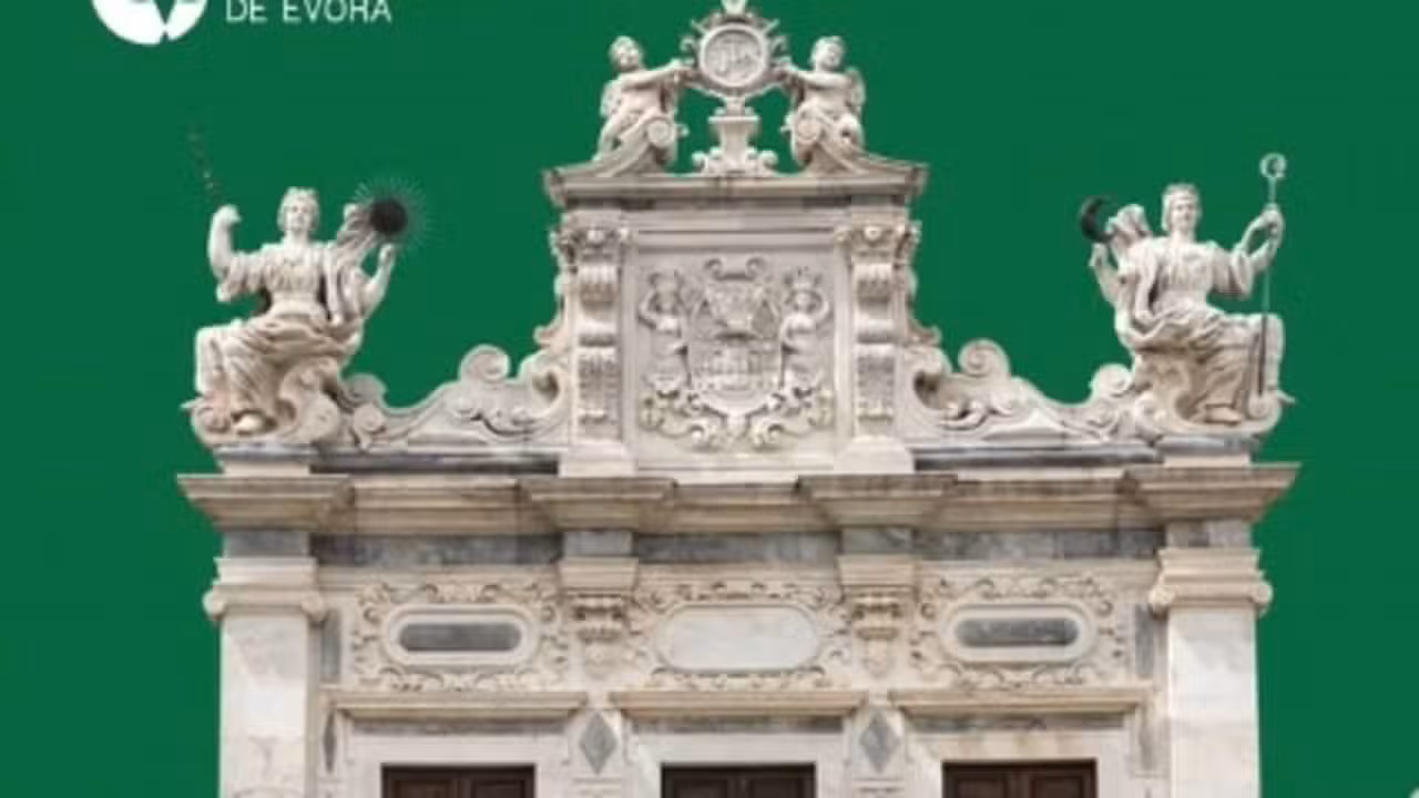 Universidade de Evora - Instagram