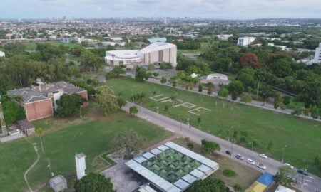 Ranking de Stanford destaca 10 departamentos da UFPE na ciência global