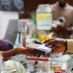 vale alimentação - DC Studio/Shutterstock.com