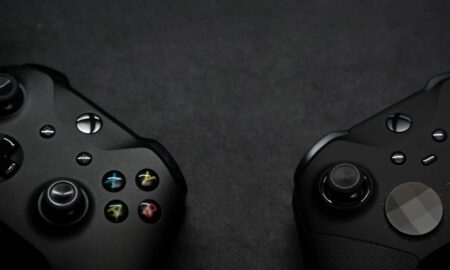 Xbox elite series - Capix Denan / Shutterstock.com